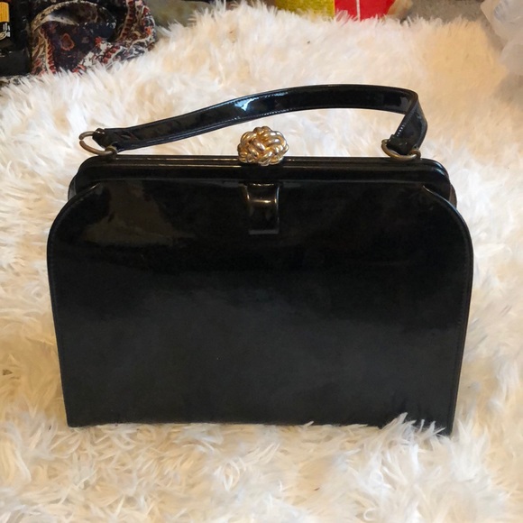 Handbags - Vintage Leather Clutch